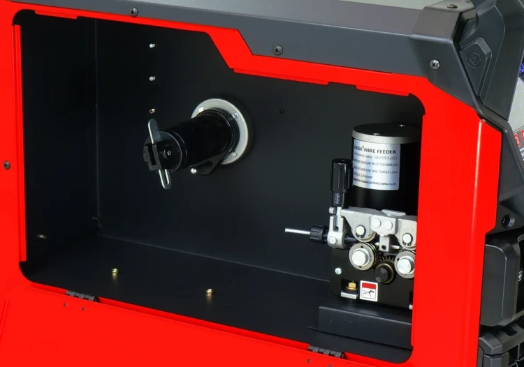 Ideal TECNO MIG 351 S-PULSE SYNERGIC - Drahtvorschub
