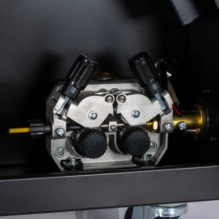 Magnum MIG 250/2 Dual Puls Synergia - Drahtvorschub
