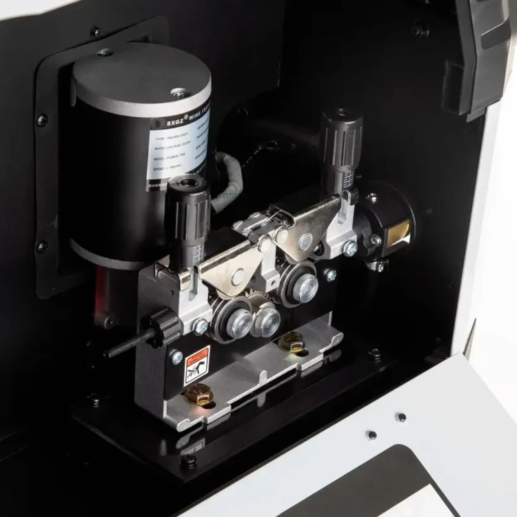 SKANDI KRAFT iTECH MIG 250 4R DUAL V - Drahtvorschub